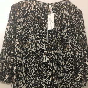 New blouse, bell sleeves with tags